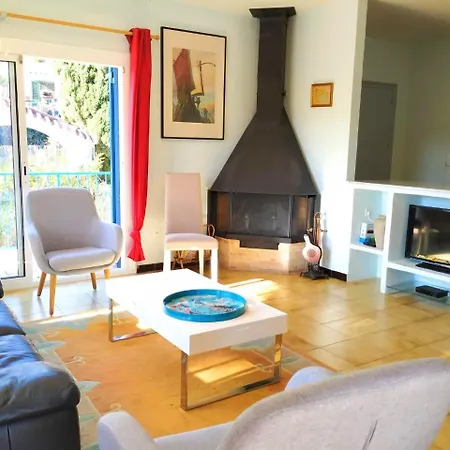 Vacay Alzines Villa *
